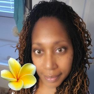 Meet your Posher, Latonya